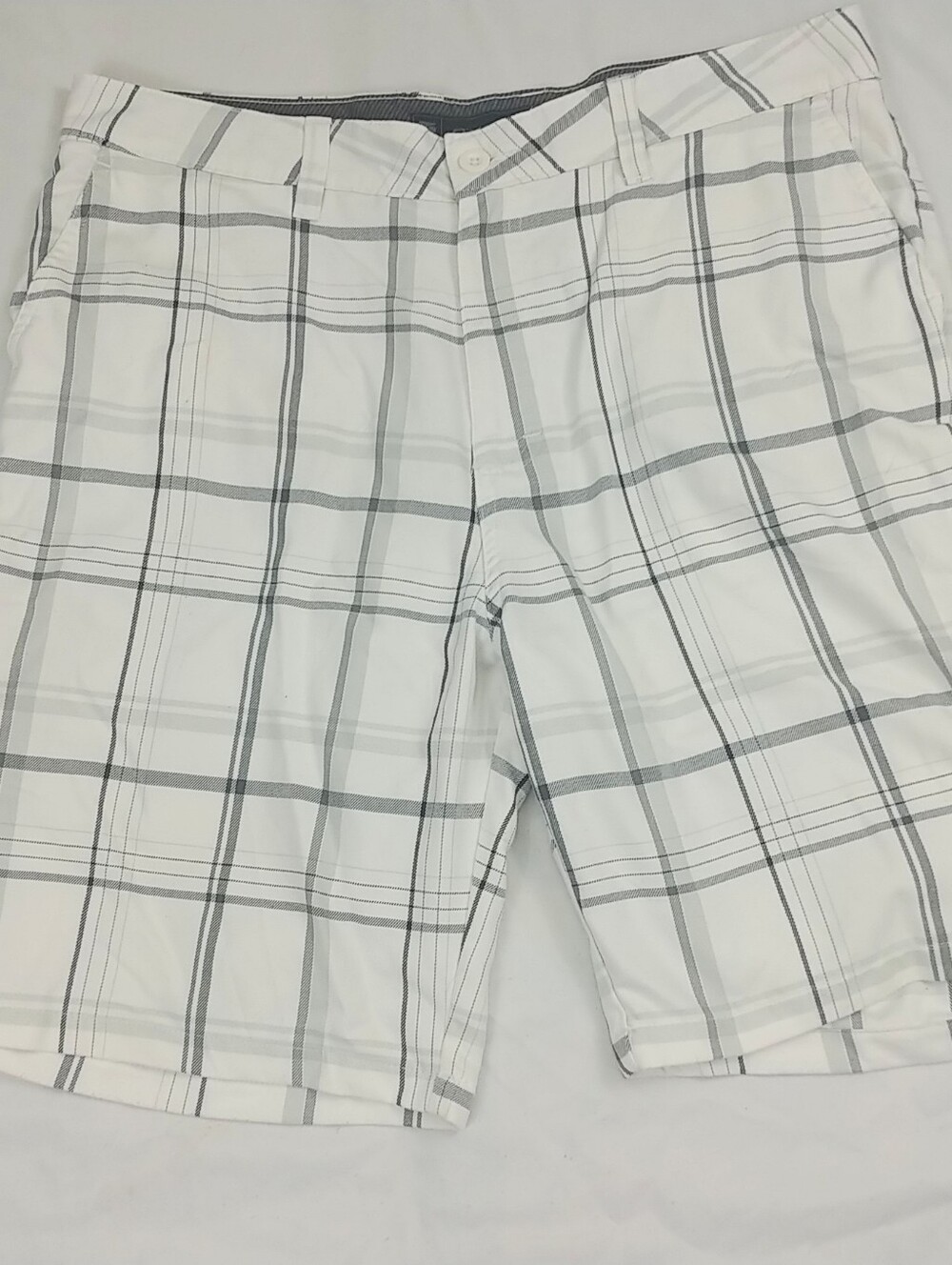Oneil White Plaid Chino Shorts Men 38x9 Pockets Light Weight Zip Preppy Golf